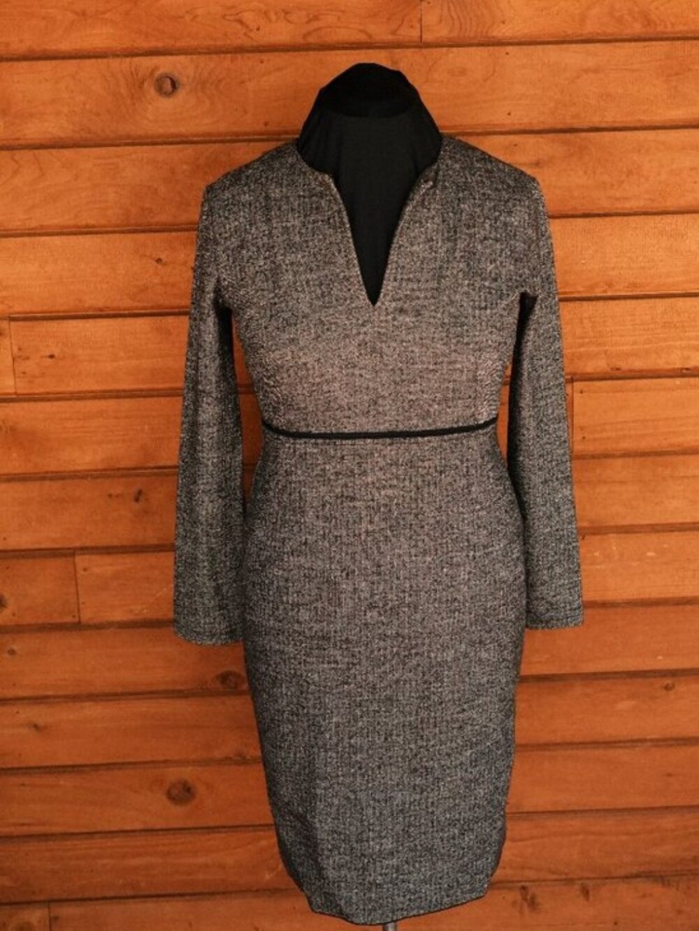 Sportmax Gray Long-Sleeve Sheath Dress with Plunge Neck
